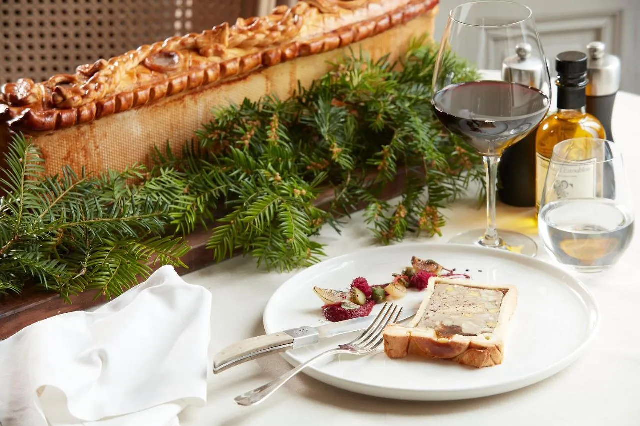 Le Puy-Sainte-Réparade Chateau De Fonscolombe酒店