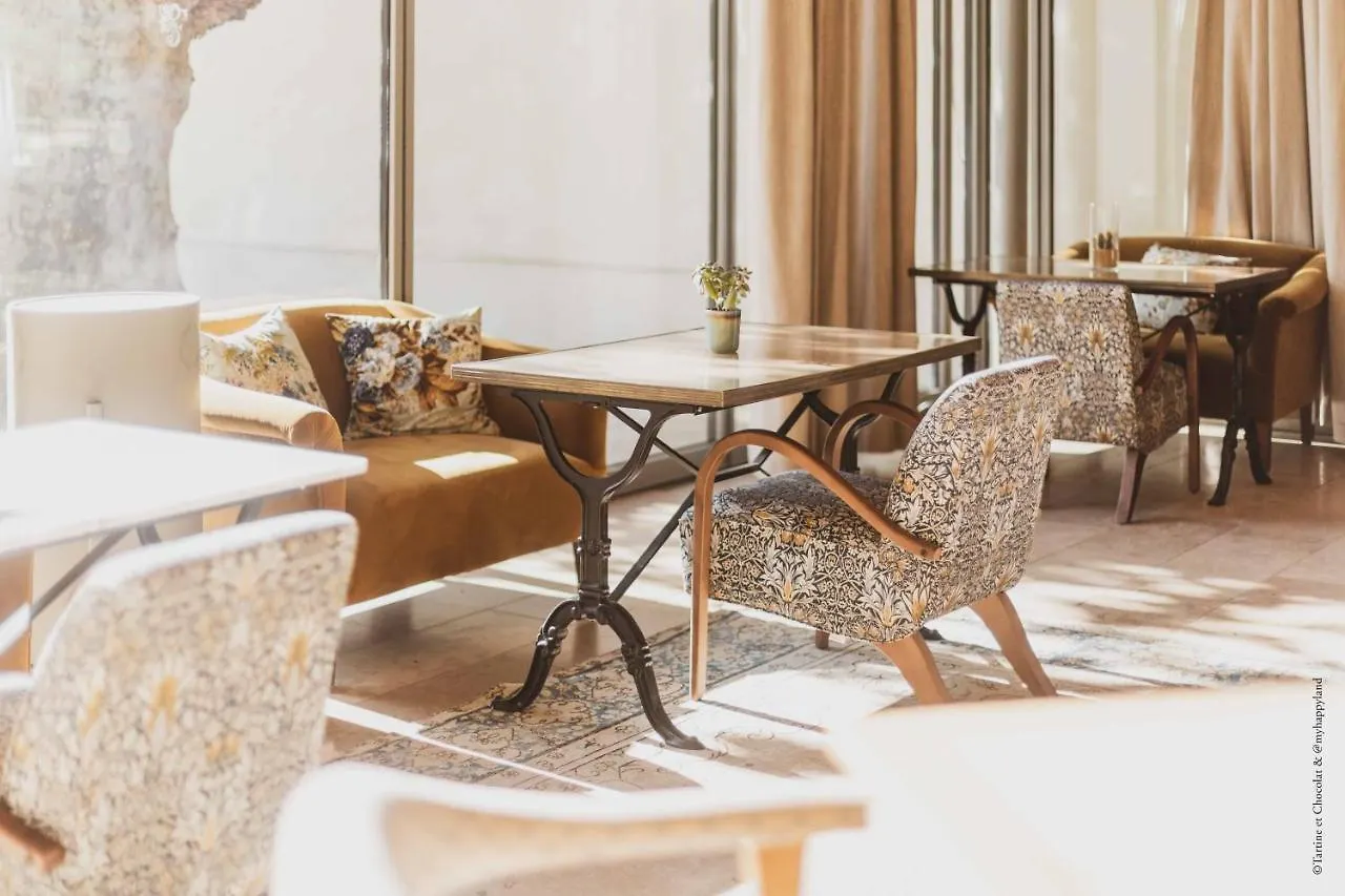 Chateau De Fonscolombe Le Puy-Sainte-Reparade Hotel